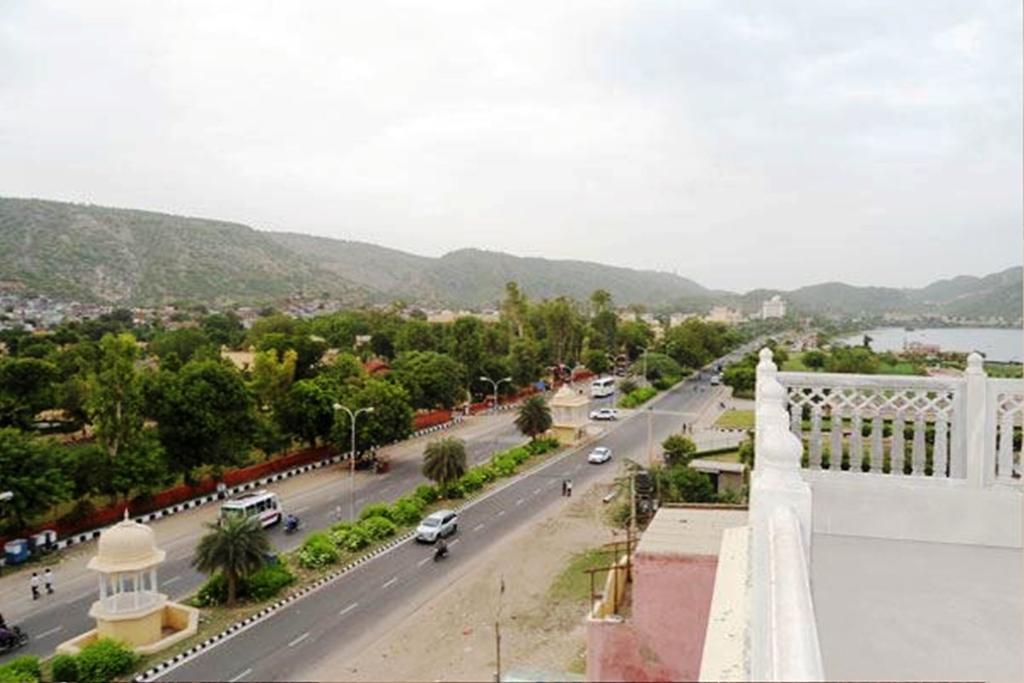 Hotel Malak Mahal Palace ชัยปุระ ภายนอก รูปภาพ