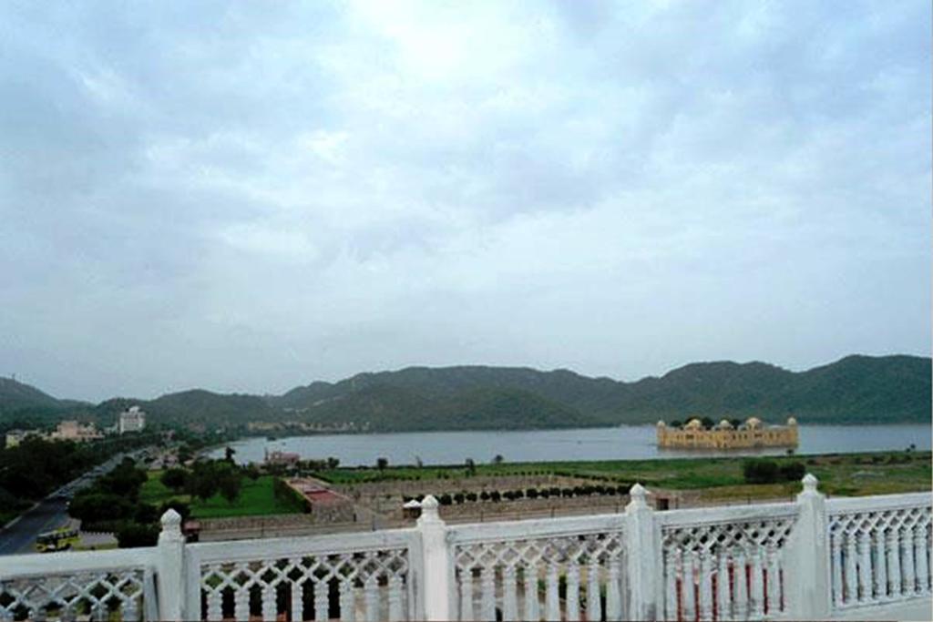 Hotel Malak Mahal Palace ชัยปุระ ภายนอก รูปภาพ