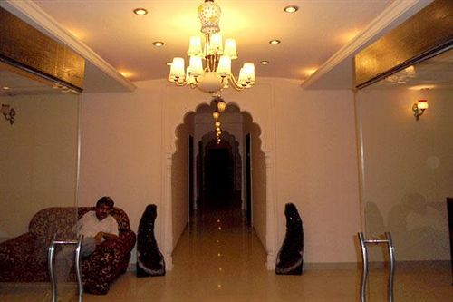 Hotel Malak Mahal Palace ชัยปุระ ภายนอก รูปภาพ